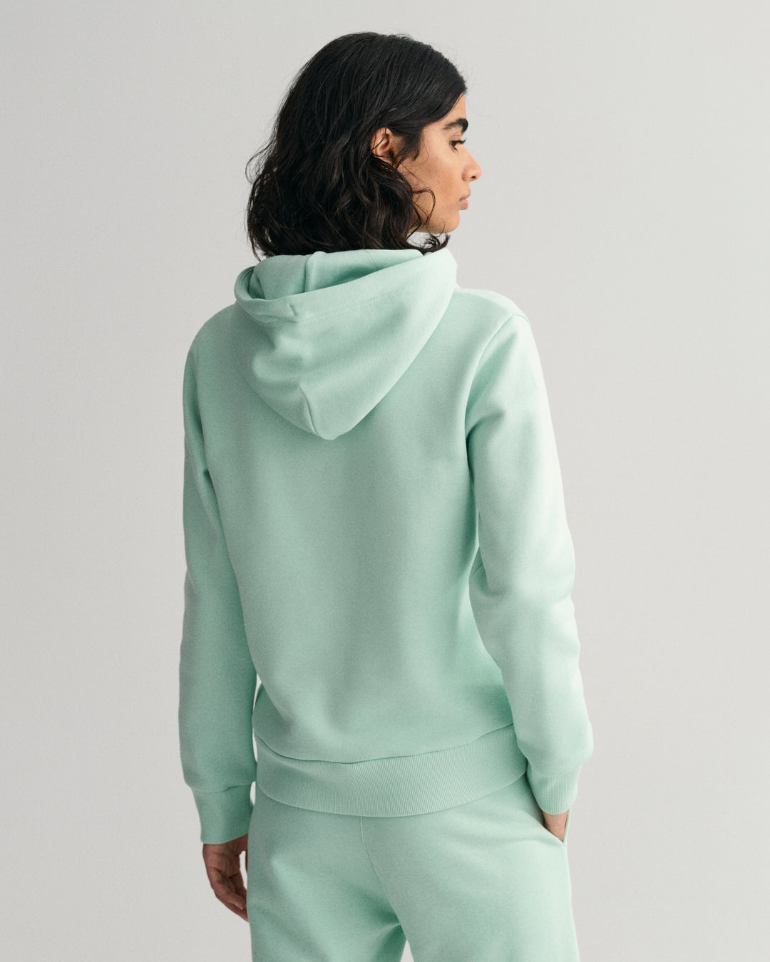GANT Reg Tonal Shield Hoodie/Duks 4203648
