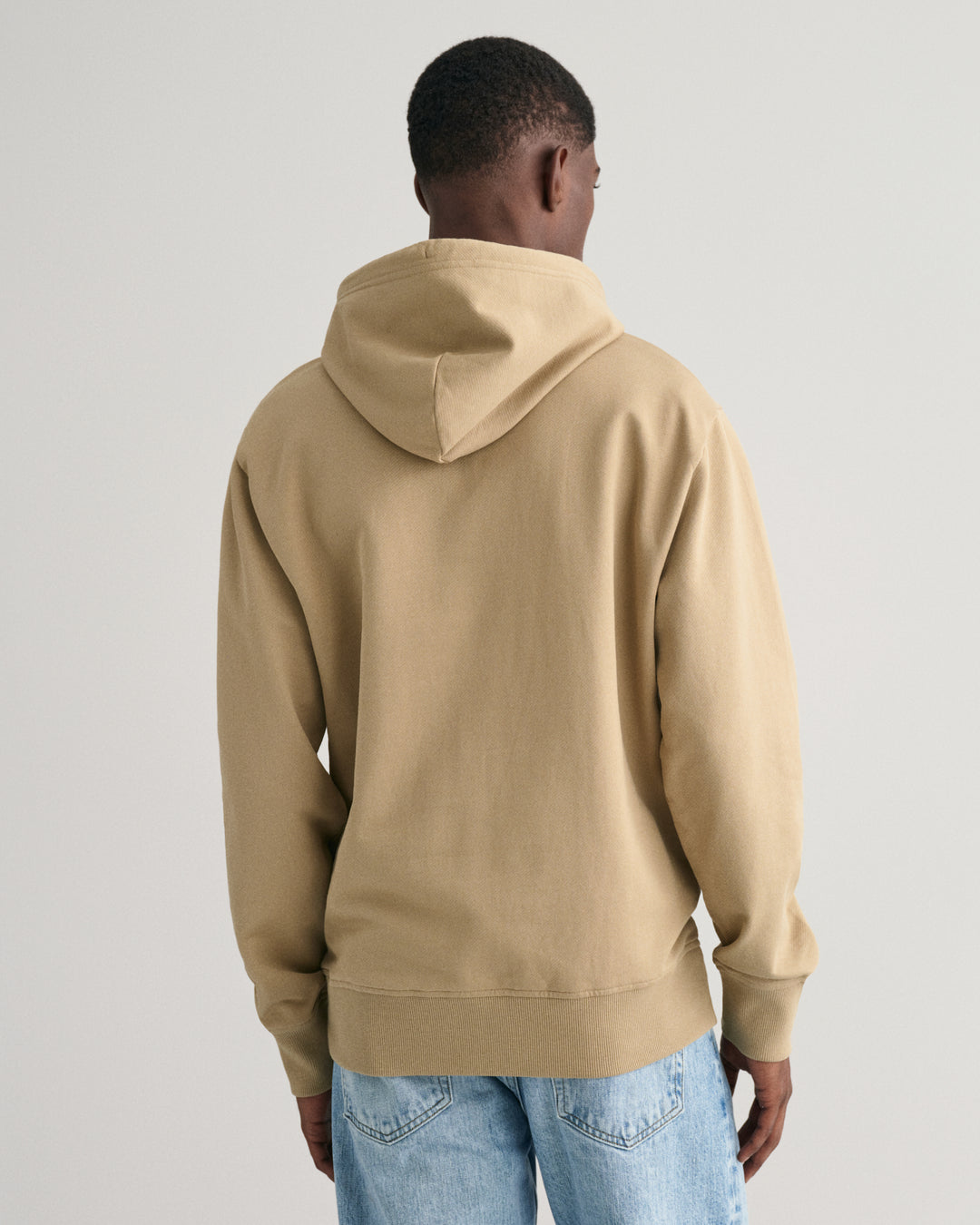 GANT Logo Script Hoodie/ Duks 2037045