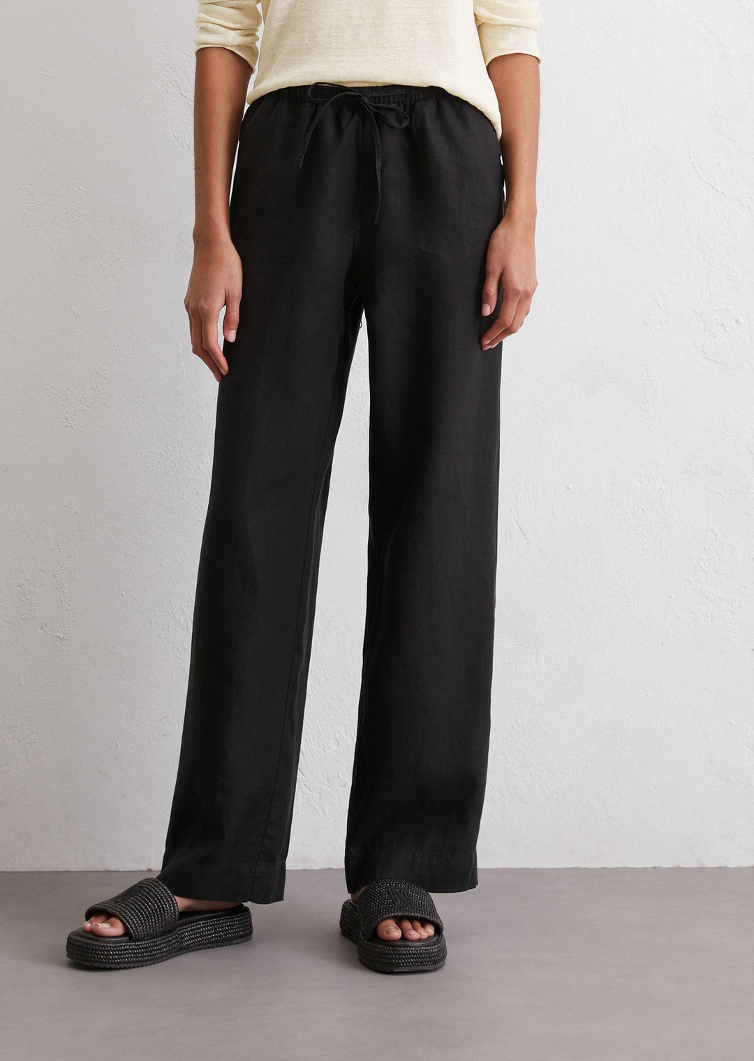 Marc O'Polo Pants/Hlače 504032410381