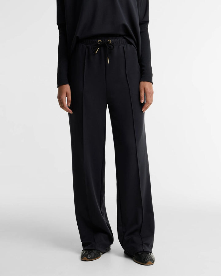 B.Intl Kemora Trousers/Hlače LTR0446