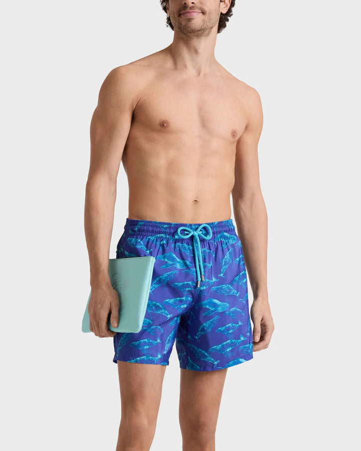 Vilebrequin Ultra-light and packable Swim Shorts Sparkling Whales /Kupaće MAHEJ308
