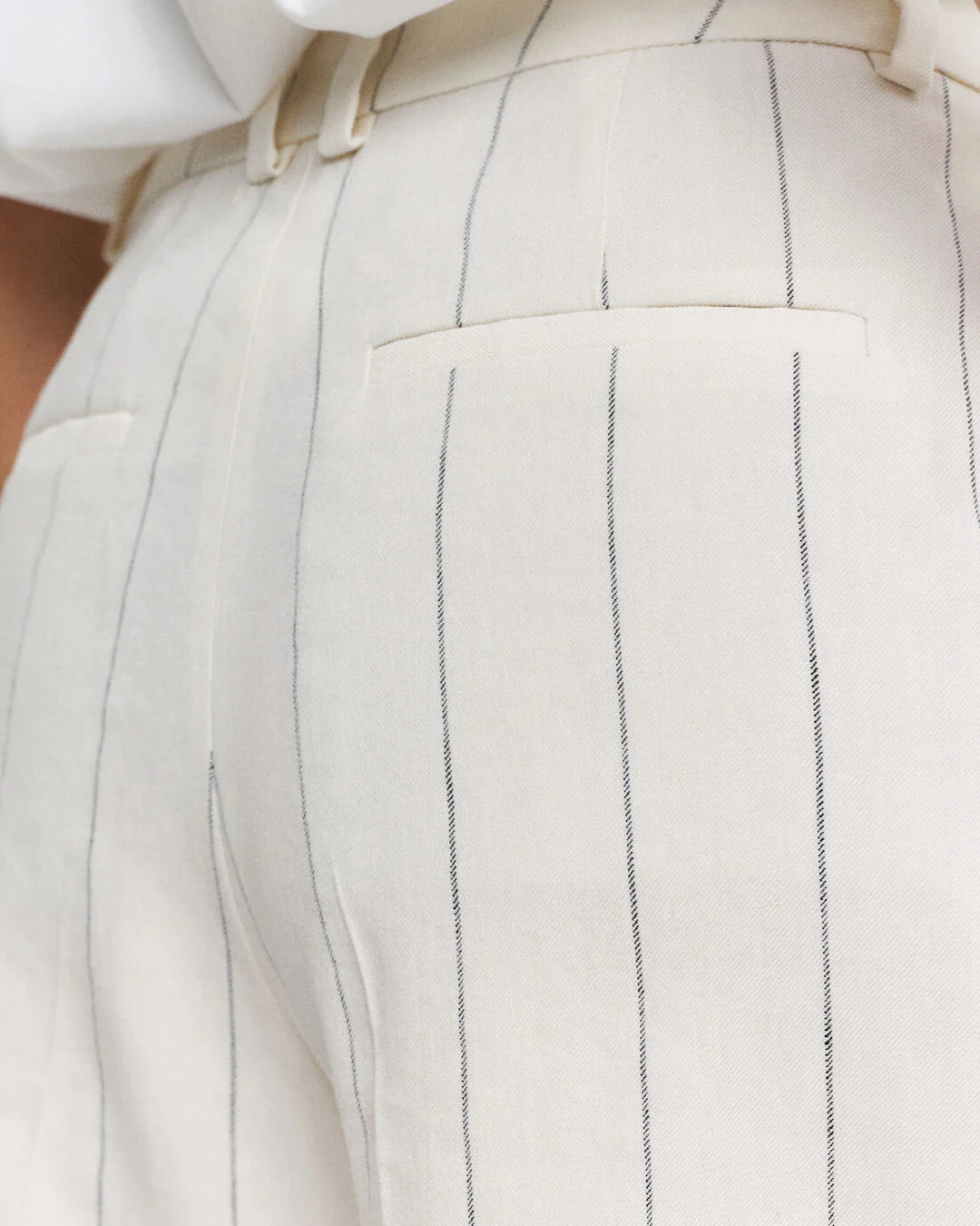 GANT Pinstripe Linen Shorts/Bermude 4020125