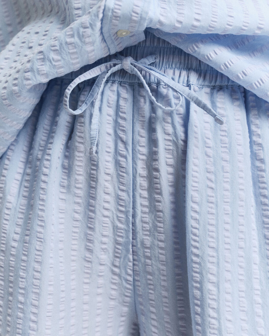 GANT Tonal Striped Seersucker Shorts/Bermude 4020128