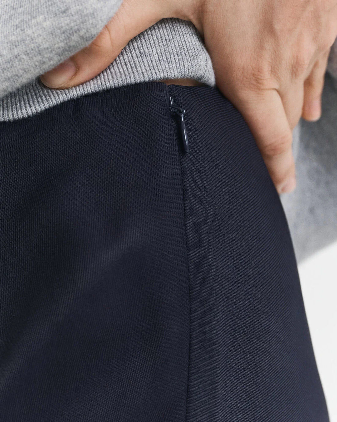 GANT Fluid Midi Skirt/Suknja 4400193
