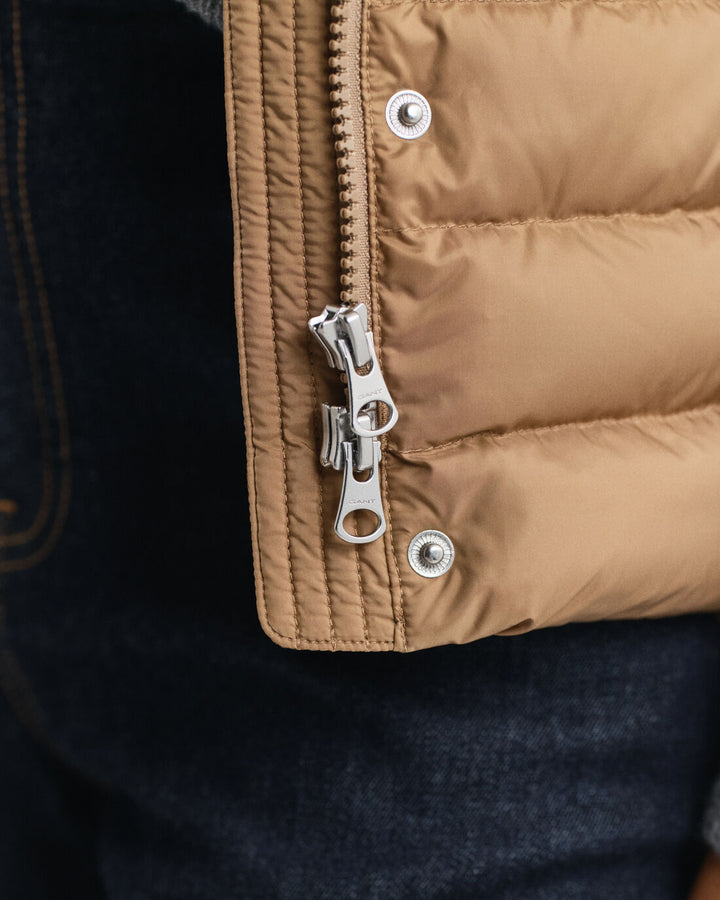 GANT Light Down Vest/Prsluk 4700480
