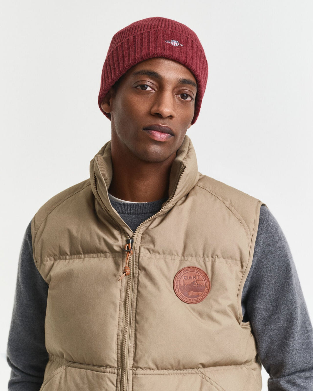 GANT Shield Wool Beanie/Kapa 9910023