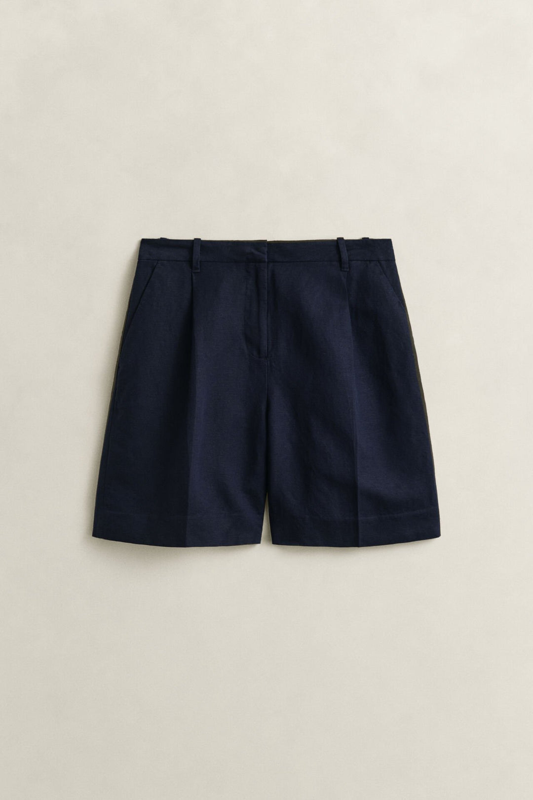 GANT Tailored Linen Blend Shorts/Bermude 4020131