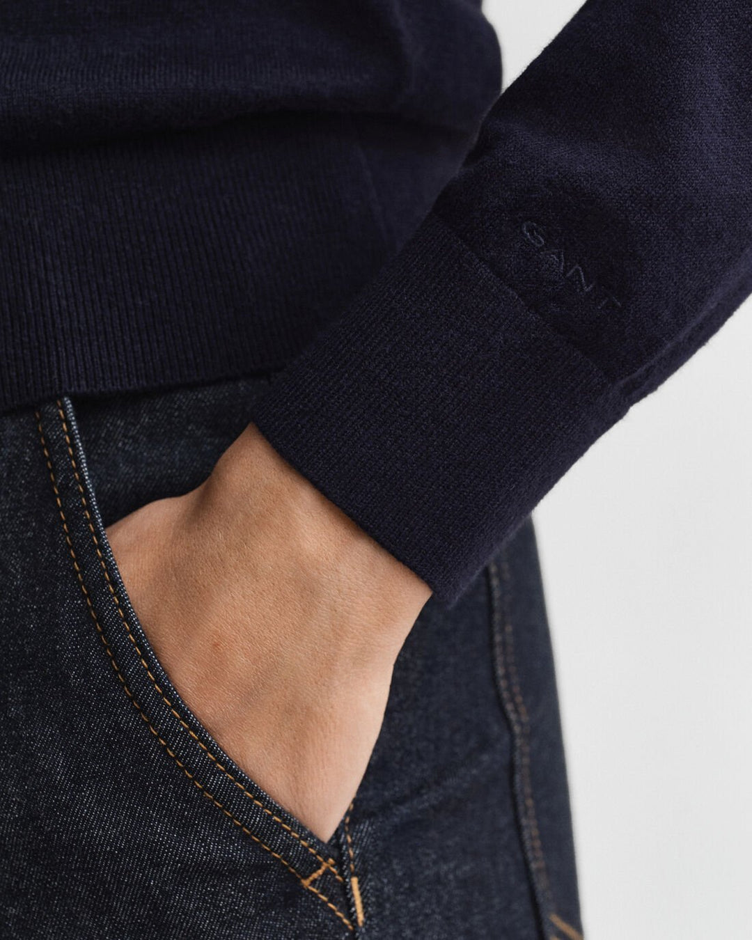 GANT Lightweight Crew Neck Cardigan /Pulover 4805434