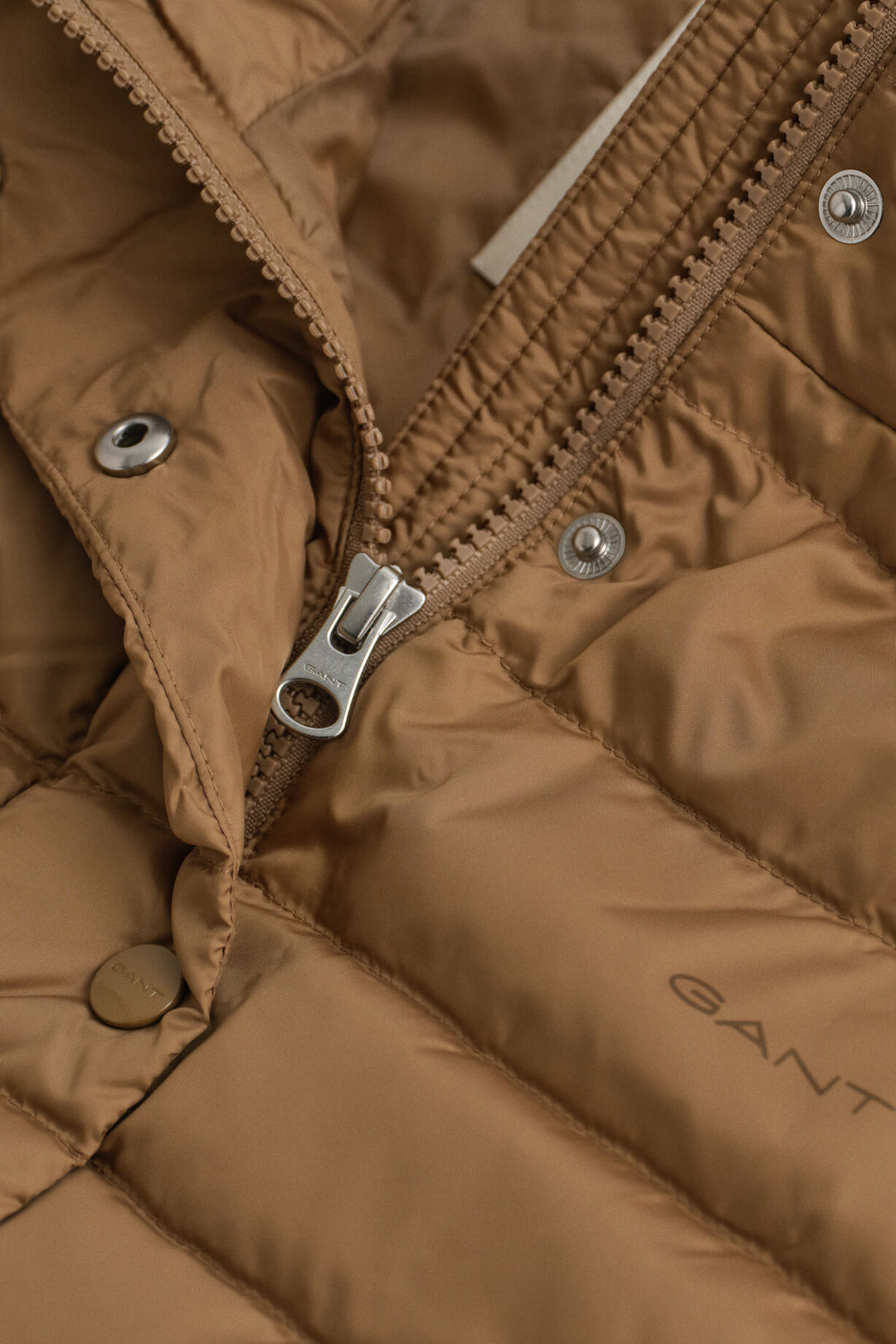 GANT Light Down Vest/Prsluk 4700480
