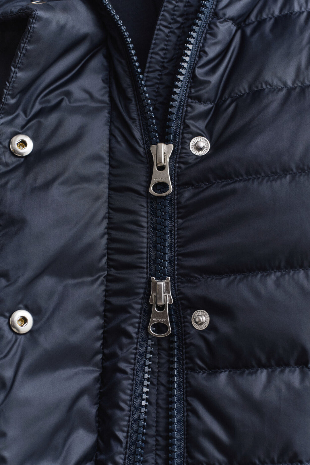 GANT Light Down Vest/Prsluk 4700480
