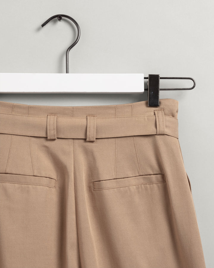 GANT High-Waisted Fluid Pleated Chinos/Hlače 4150225