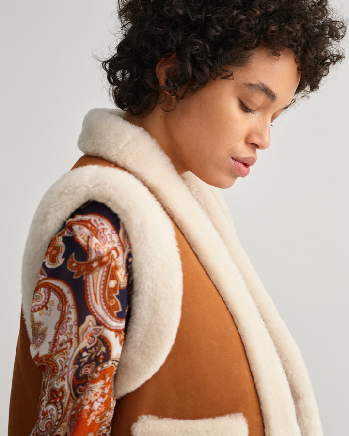 GANT Shearling Vest/ Prsluk 4740020