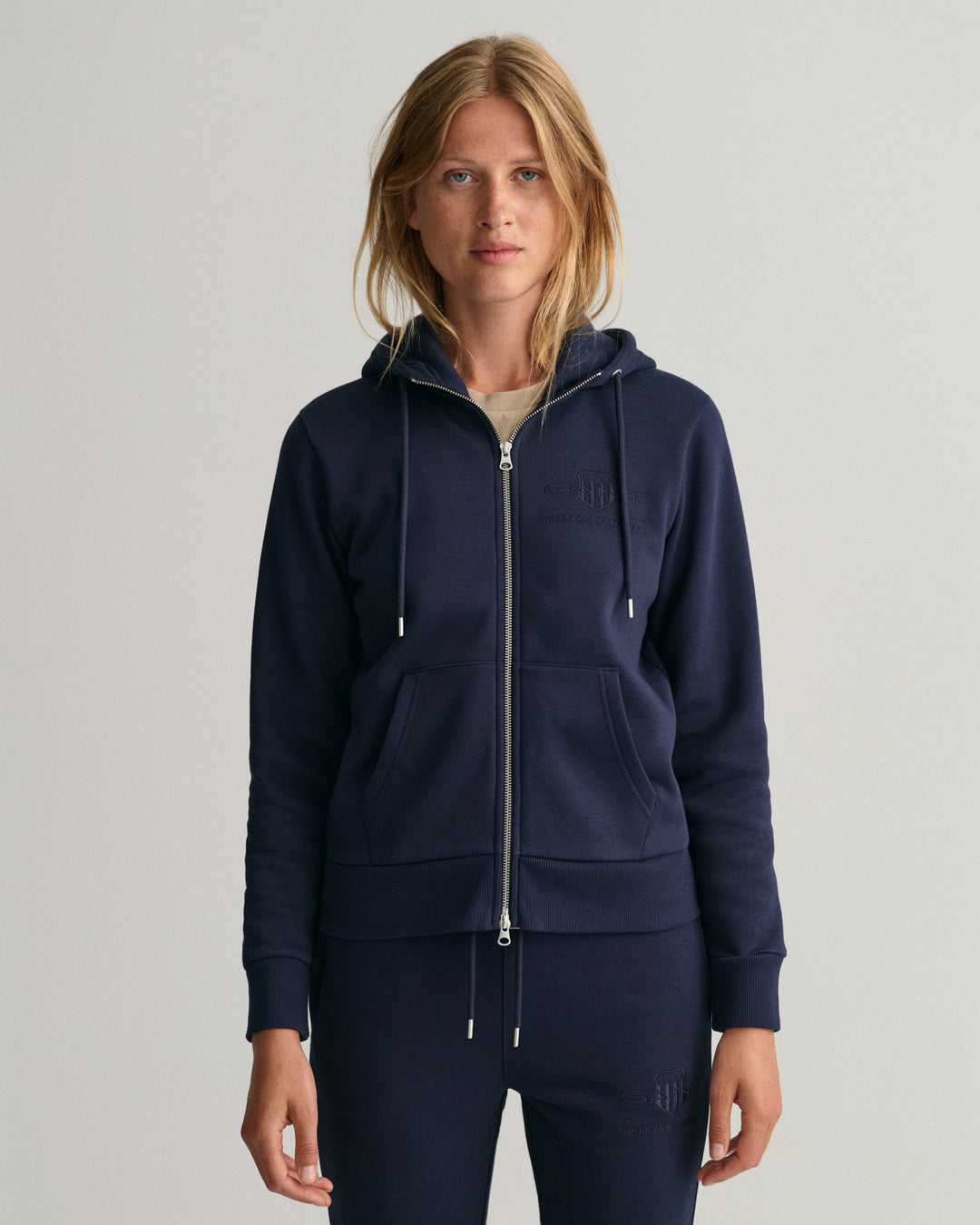 GANT Tonal Archive Shield Zip Hoodie/Duks 4200671